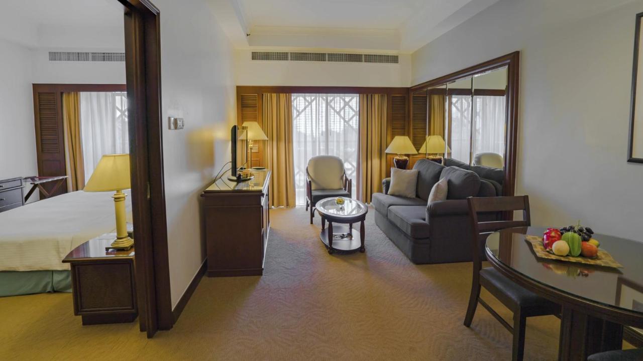 Ambassador Row Hotel Suites By Lanson Place Kuala Lumpur Extérieur photo